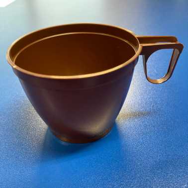 Henkeltasse braun 1.5dl